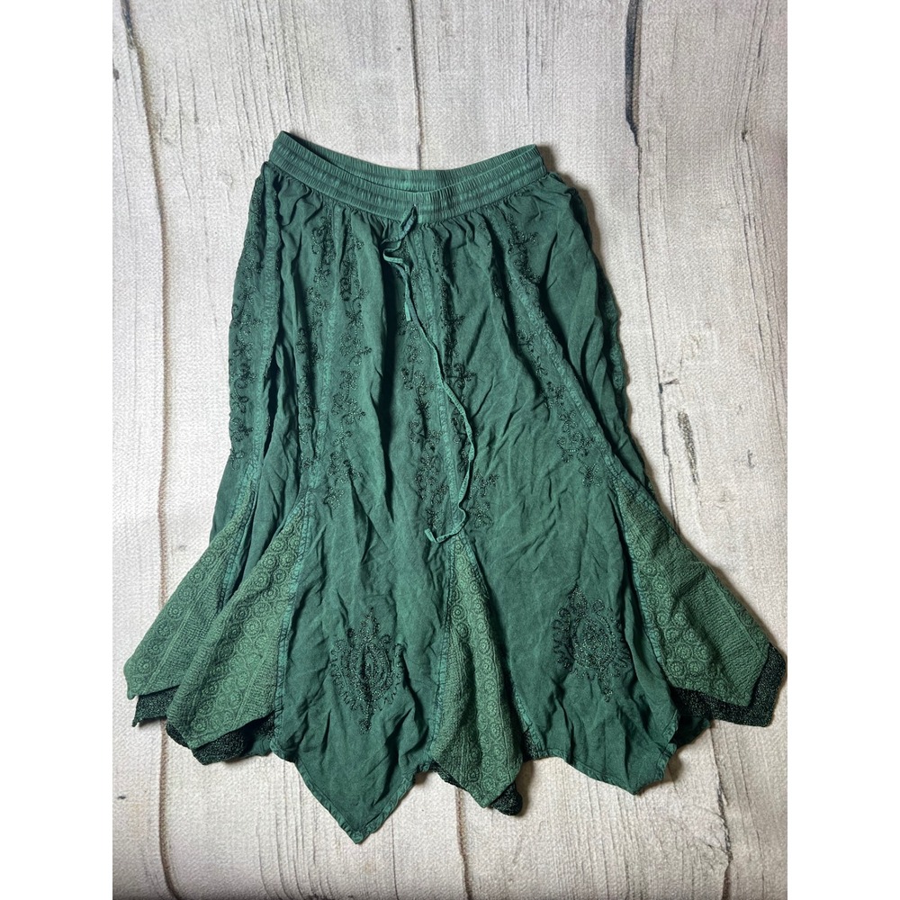 Just Cruising Skirt Womens Free Size Green Boho Embroidered Handkerchief Hem